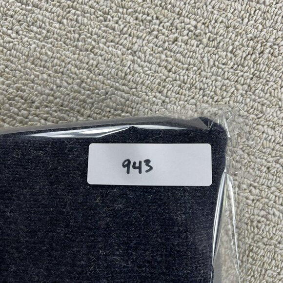 Vintage Badge V-neck Pure Wool Sweater Vest Blue Men’s Size XL - Picture 6 of 6